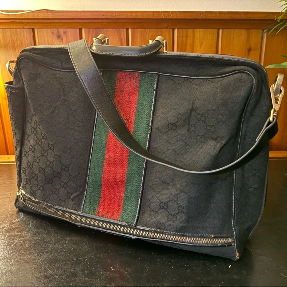 Vintage Gucci briefcase/travel bag - Picture 2 of 7